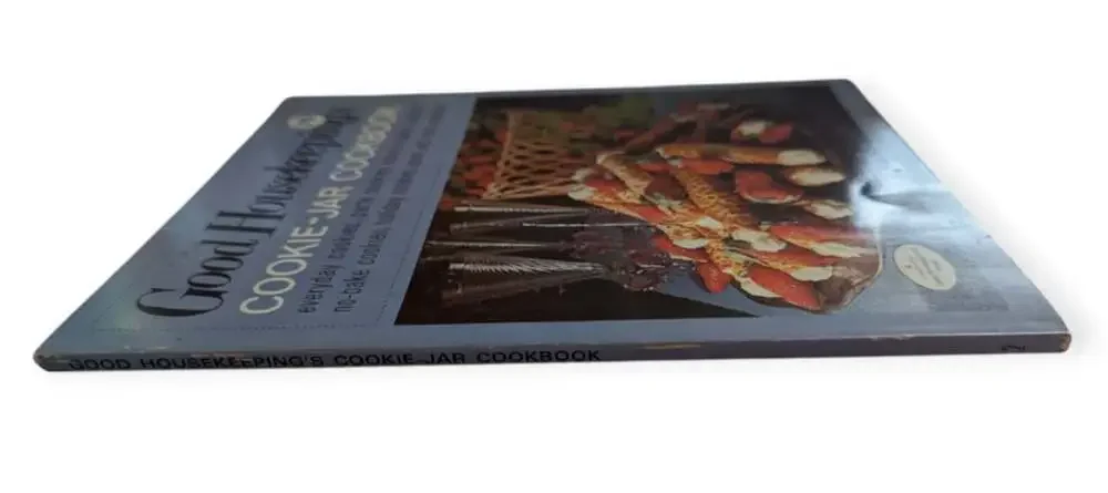 Good Housekeeping's Cookie-Jar Cookbook Paperback Book Copyright 1971